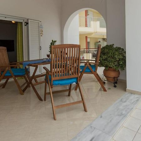 Thano'S Stylish Flat Just 150M To The Beach Faraí 外观 照片