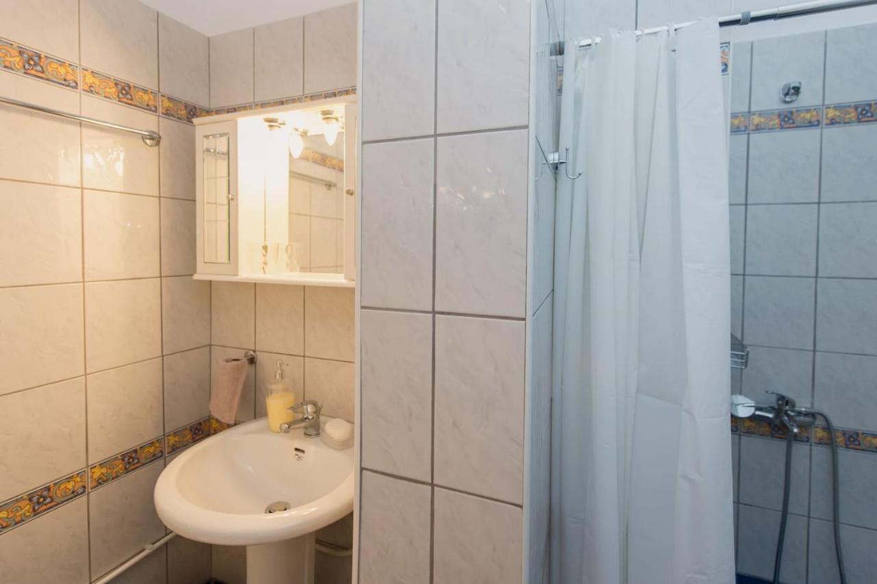 Thano'S Stylish Flat Just 150M To The Beach Faraí 外观 照片